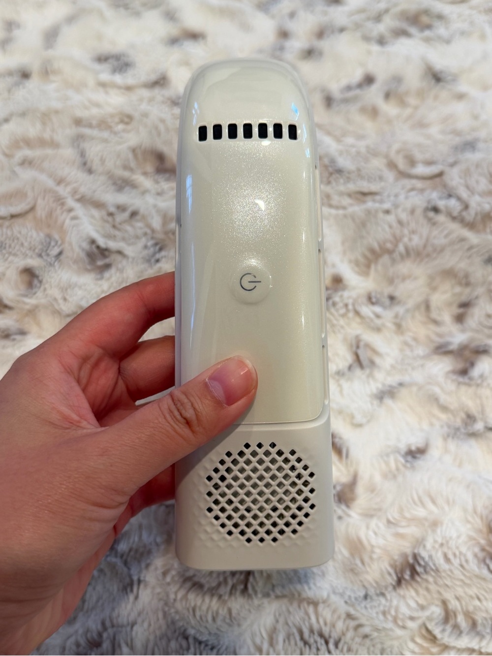 🆕 TORRAS: White Neck Fan - Picture 3 of 5